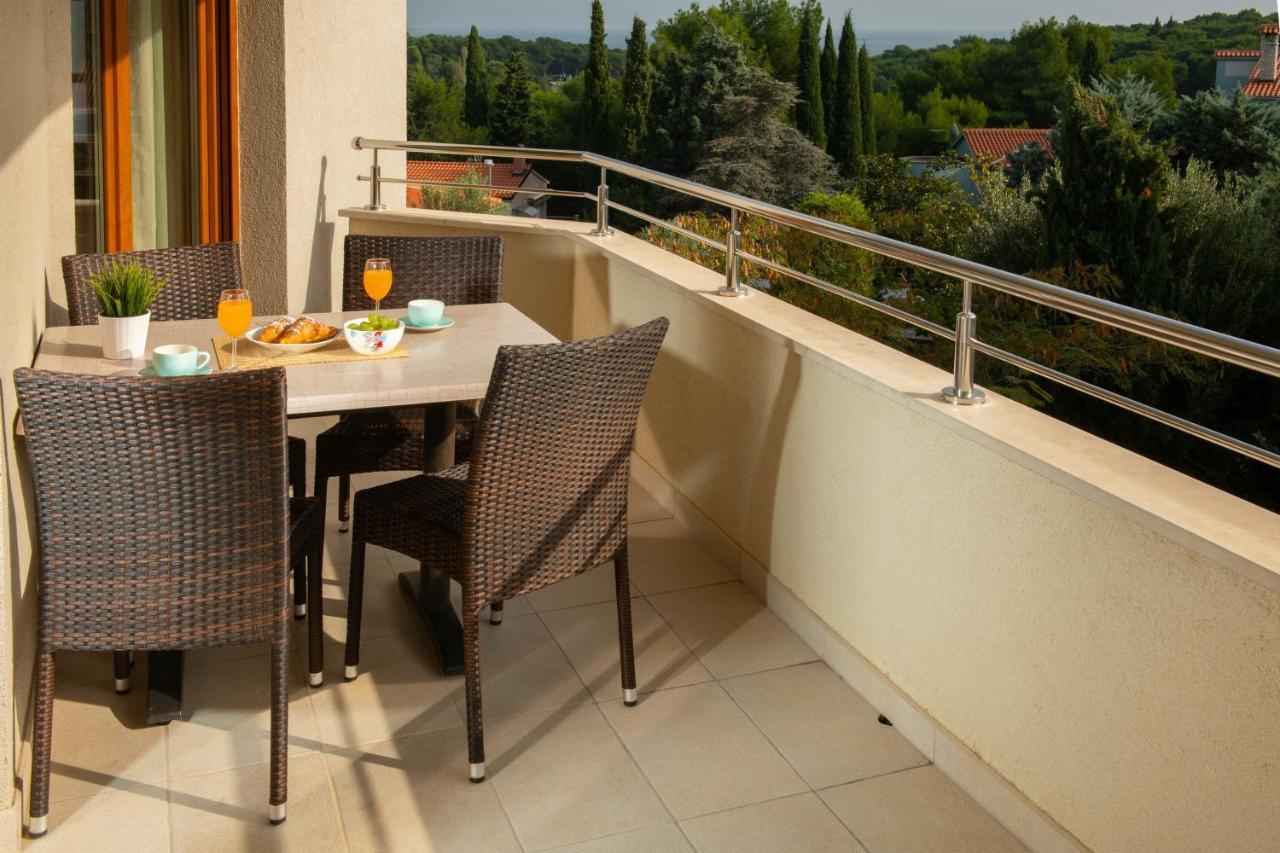 Apartments Oliva Premantura Luaran gambar