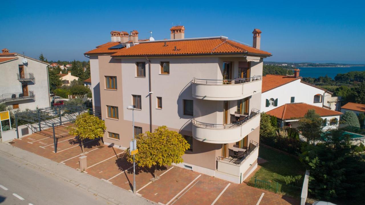 Apartments Oliva Premantura Luaran gambar