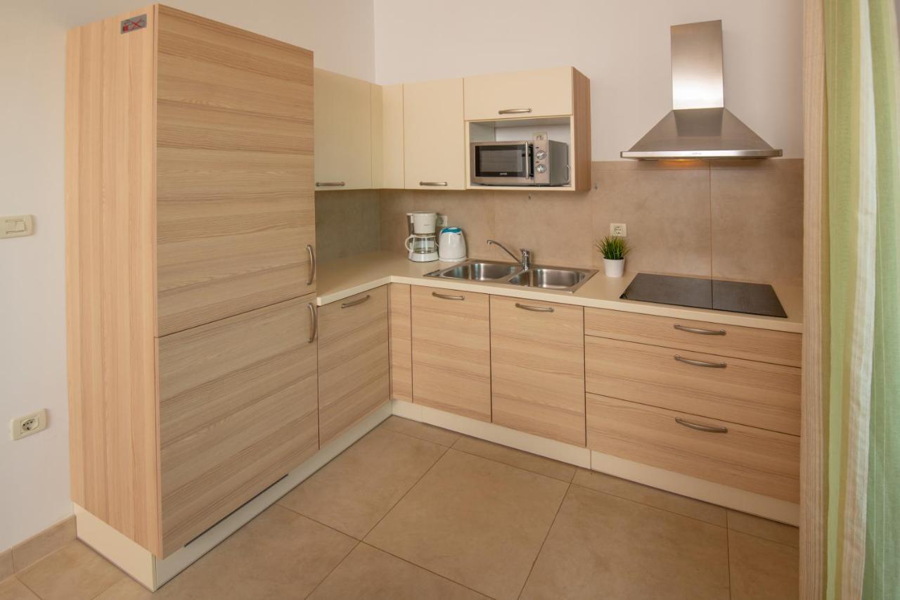 Apartments Oliva Premantura Luaran gambar